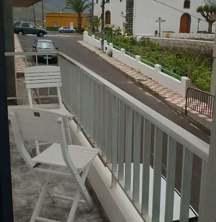 Spacious In Valley Appartement