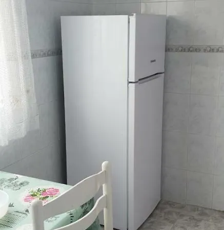 Spacious In Valley Lejlighed